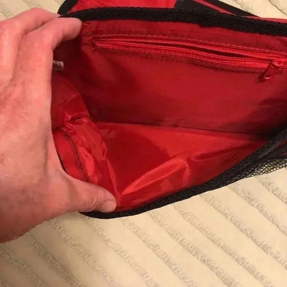 Urban Trek Cool Gear crossbody bag - Picture 11 of 11